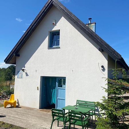 Dom Na Szumiacych Drzew Villa Debina  Buitenkant foto